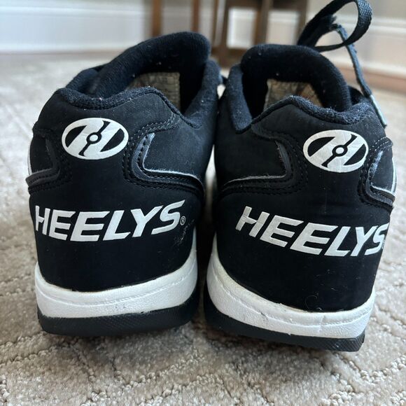 Heelys Propel 2.0 Skate Shoes With Wheels Youth Size 4 Wheeled Sneaker Black - Picture 6 of 9